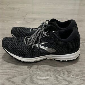 Brooks Black and Silver Revel 2